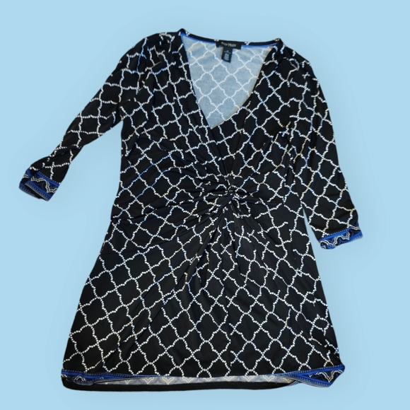 White House Black Market Black and White Knit Long Top or Super Short Mini Dress - Picture 1 of 5